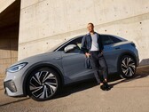 Nach einer Verschiebung wird der Elektro-SUV VW ID.5 frühstens in der ersten Woche im Mai auf den Markt kommen (Bild: Volkswagen)