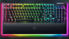 Razer BlackWidow V4 Pro: Teure mechanische Fullsize Kabel-Gaming-Tastatur mit Command Dial und Unterbodenbeleuchtung.