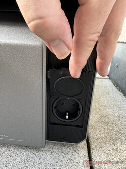 Steckdose mit 1.000 W und 230 V