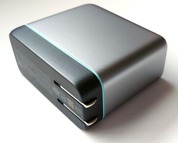 Ansicht der linken, unteren und hinteren Seite.