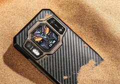 Das Oukitel WP30 Pro setzt auf ein besonders robustes, wasserfestes Gehäuse. (Bild: Oukitel)