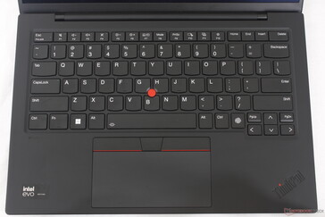 Bekanntes ThinkPad Keyboard Layout mit kleineren Änderungen an einigen Tasten.