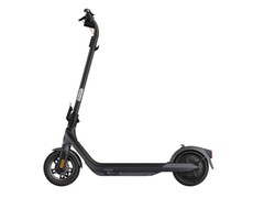 Ninebot KickScooter E2 D Pro: Neuer E-Scooter mit widerstandsfähigen Reifen