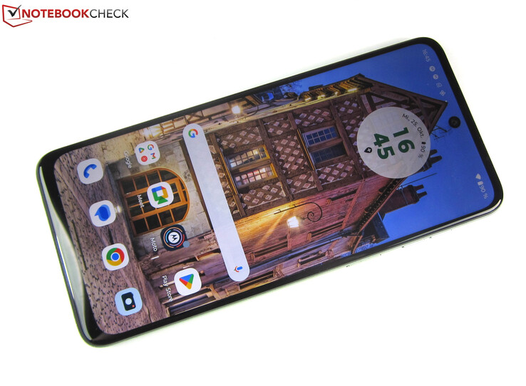 Test Motorola Moto G54 - Eines der besten Smartphones für unter 200 Euro -  Notebookcheck.com Tests