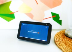 Das abgebildete Amazon Echo Show erhält in Kürze Konkurrenz von Apple.
