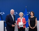 Der Sachverständigenausschuss zur Sicherheit von Kindern im Internet hat seine Empfehlungen an EU-Kommissionspräsidentin Ursula von der Leyen übergeben.