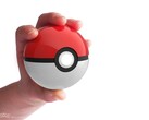 Der klassische rot-weiße Pokéball