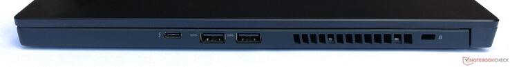 Rechte Seite: 1x Thunderbolt 3 (inkl. DP), 2x USB 3.1 Gen1, Kensington Lock