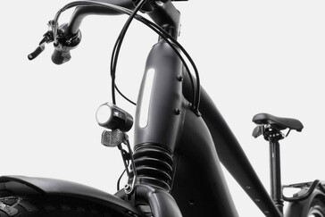 Sehen und gesehen werden: Es sind zwei Lampen verbaut (Bild: Cannondale)