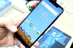 Direkt von der IFA gibt es das Axon 9 Pro von ZTE in einem Video zu sehen.
