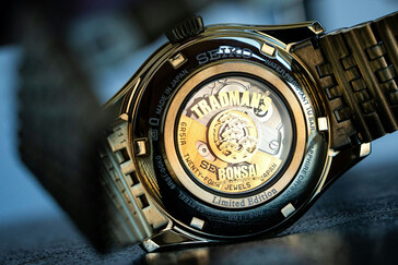 ...im Vergleich zur japanischen Version von Hodinkee