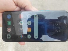 Display im Freien, maximale Helligkeit