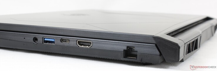 Rechts: 3,5-mm-Combo-Audio, USB-A 3.2 Gen. 1, USB-C 3.2 Gen. 1, HDMI 2.1, Gigabit RJ-45