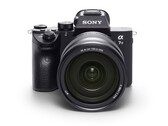 Der Launch des lange erwarteten Nachfolgers der Sony A7 III soll unmittelbar bevorstehen. (Bild: Sony)