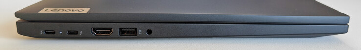 Links: 2x USB-C 4.0 mit Thunderbolt 4 (40 GBit/s, DP 2.1, PD 3.0), HDMI 2.1, USB-A 3.2 Gen.1 (5 GBit/s, Always-On), 3,5-mm-Audio