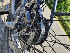 180er Scheibenbremse vorne und hinten