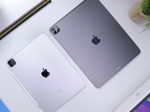 Die aktuellen iPad Pro Modelle kommen noch mit einem relativ gewöhnlichen Aluminium-Gehäuse daher (Bild: Daniel Romero)
