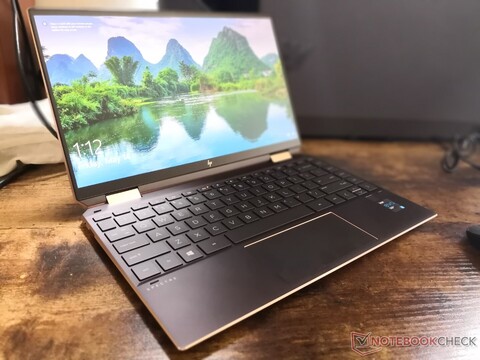 HP Spectre x360 13 11th Gen Intel Convertible im Test: OLED ist nicht alles.