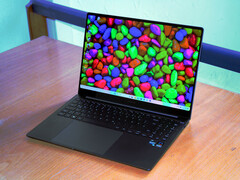 Samsung Galaxy Book3 Pro 16 im Test: Office-Notebook mit Core-i5-Power und starken Laufzeiten