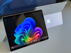 Microsoft Surface Pro OLED Copilot+ im Test - High-End-Convertible jetzt mit Snapdragon X Elite