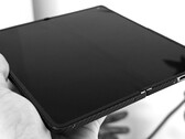 Das Samsung Galaxy Z Fold 8 Duo dürfte dem Oppo Find N6 (hier im Bild) in punkto Faltenbildung in nichts nachstehen.