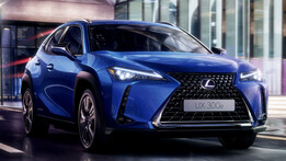 Auf die Hochvoltbatterie des Elektro-SUVs ...