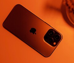 Das Apple iPhone 16 Ultra soll mehrere bedeutende Kamera-Upgrades erhalten. (Bild: Rohan)