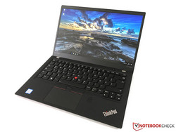 Beim Lenovo ThinkPad X1 Carbon bekommt man Business mit Stil.