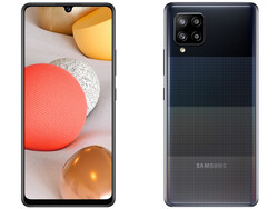 Das Galaxy A42 5G von vorne und hinten (Bild: Samsung)