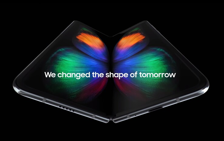Wie stabil ist die Faltstelle, wie kratzresistent das Plastik-Display des Galaxy Fold?