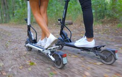 Der neue IO Hawk Collide ist ein E-Scooter für Off- und Onroad. (Bild: IO Hawk)