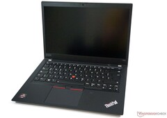 Lenovo ThinkPad T495s mit AMD Ryzen 5 Pro für unschlagbare 206 Euro im Refurbished-Deal (Bild: Notebookcheck)