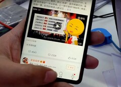 Ein erstes Viideo soll das Mi Mix 2S zeigen, zumindest die untere Hälfte.