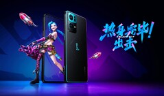 Das Oppo Reno7 Pro kommt in der League of Legends Limited Edition mit zahlreichen Design-Anpassungen. (Bild: Oppo)