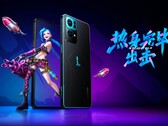 Das Oppo Reno7 Pro kommt in der League of Legends Limited Edition mit zahlreichen Design-Anpassungen. (Bild: Oppo)