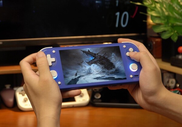Der Anbernic RG 55G1 ist ein neuer Gaming-Handheld auf Android-Basis