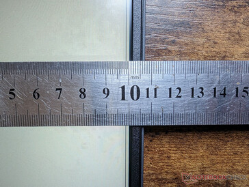 Schmale seitliche Einfassungen