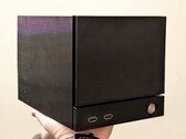 Die Terk Box aus dem 3D-Drucker sieht der Steam Machine fast zum Verwechseln ähnlich.