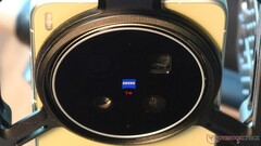 Vivo hat aufgeklärt, wie die in Leaks Dual-Lens genannte Zeiss-Optik in der Praxis funktionieren wird.