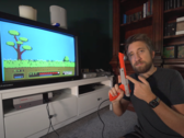 Zapper vor einem CRT. (Bild: Slow Mo Guys)
