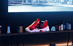 Der Cooler Master Sneaker X packt Flaggschiff-Gaming-Hardware ins kuriose Gehäuse. (Bild: Cooler Master)