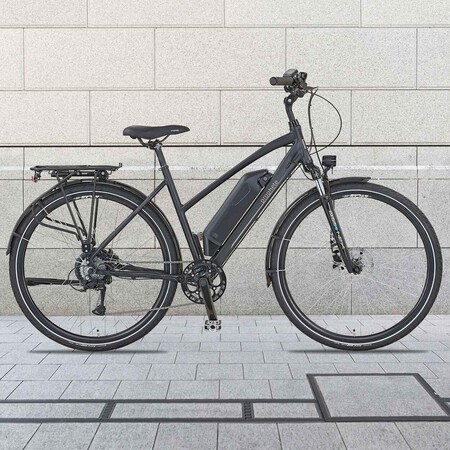 Das Trekking-E-Bike ist auch in einer Damenversion erhältlich