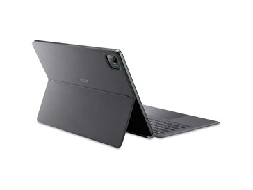 Das mitgelieferte Case hat einen Kickstand
