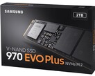 Zwei große deutsche Elektro-Händler bieten die 2TB Version der Samsung 970 Evo Plus SSD aktuell besonders günstig an (Bild: Samsung)
