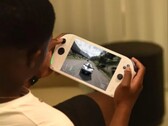 AOKZOE A1 Pro: Gaming-Handheld mit neuer AMD-APU