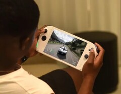 AOKZOE A1 Pro: Gaming-Handheld mit neuer AMD-APU