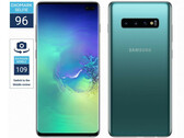 Samsung Galaxy S10+ im Kameratest gleichauf mit Huawei Mate 20 Pro und P20 Pro. Selfiecam aber deutlisch besser.