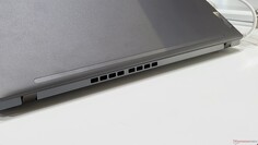 ThinkPad X-Serie 2023: Lüfterausgang hinten