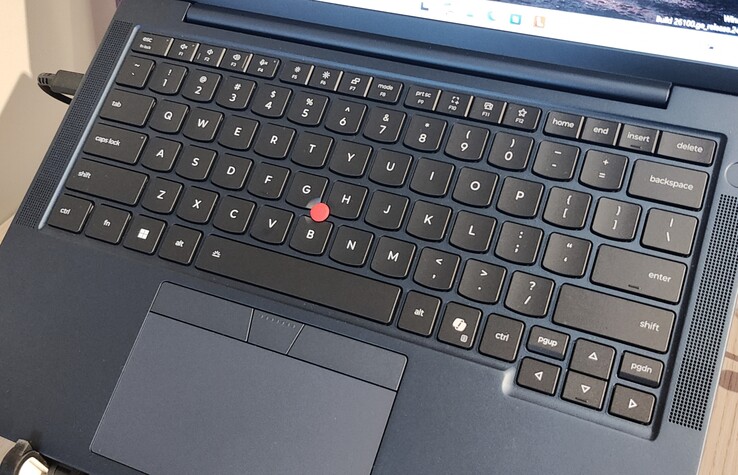 Das neue Lenovo ThinkPad Tastaturdesign (bei einem T14s Gen 7).