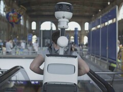 Mit der Ausrüstung sind Blicke anderer Passanten garantiert.